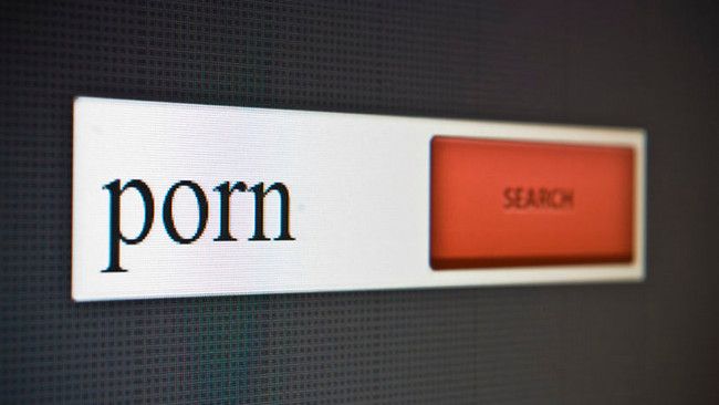 Disfungsi Ereksi Akibat Kecanduan Film Porno, Mungkinkah?