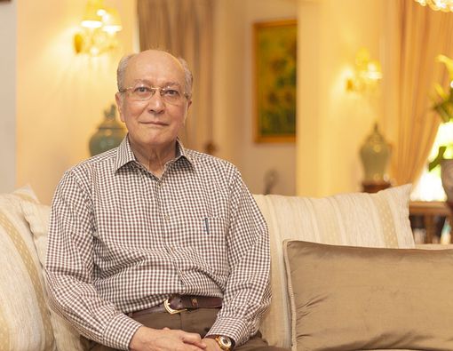 Kiat Tetap Sehat di Usia Senja ala Prof. Jose Roesma