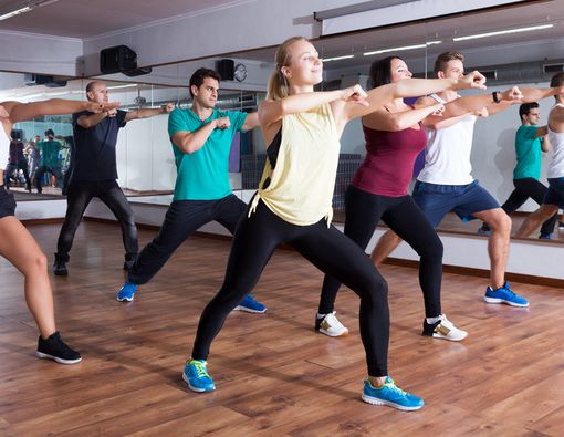 5 Tips Cegah Cedera Saat Zumba
