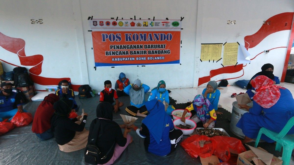 Waspada Penularan Virus Corona di Pengungsian Banjir