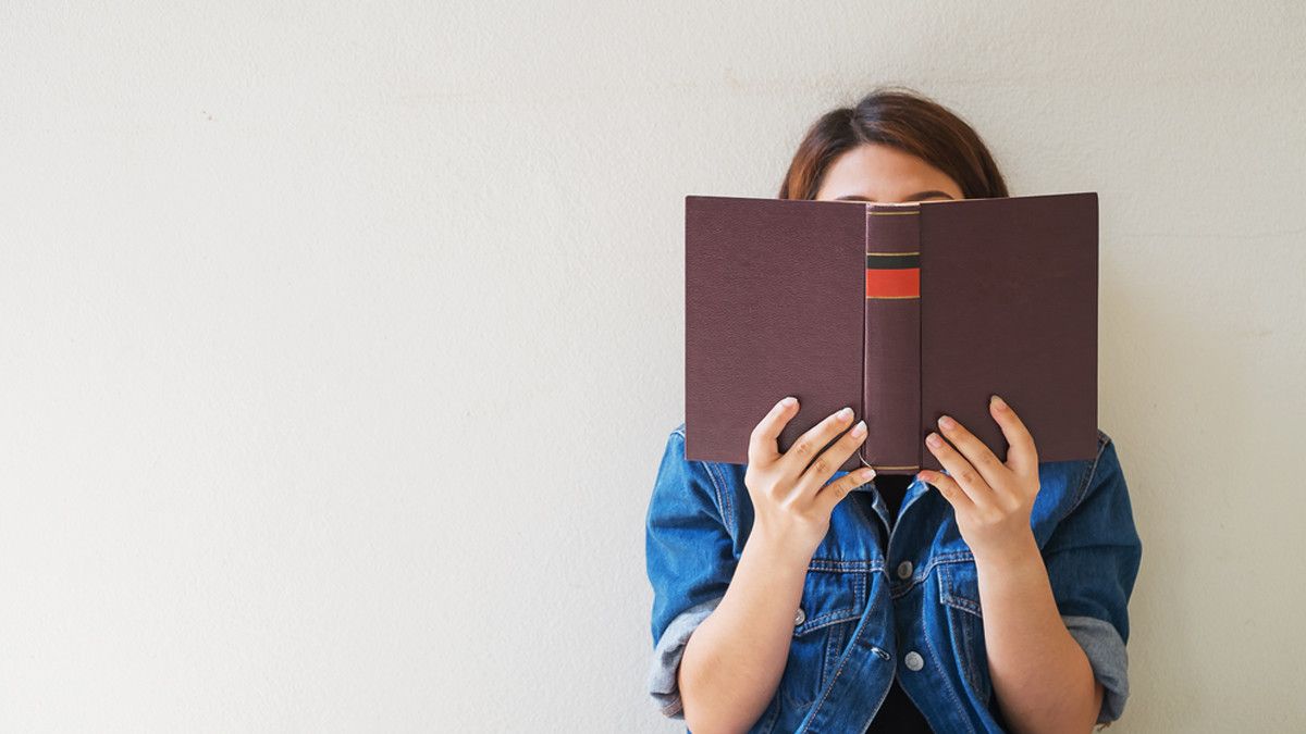 Introver Bukan Berarti Antisosial, Ini Bedanya