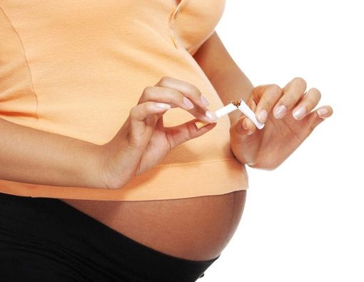 Bahaya Merokok atau Menghirup Asap Rokok Saat Hamil