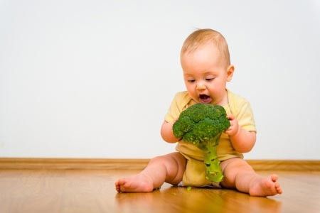 Nutrisi untuk Memperkuat Gigi Si Kecil