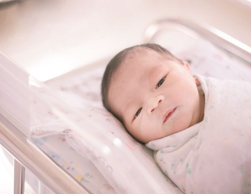 Selama Pandemi Virus Corona Jangan Menjenguk Bayi Dulu, Ini Alasannya