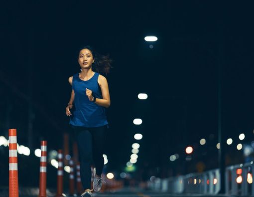 10 Jenis Olahraga Malam yang Bisa Menurunkan Berat Badan
