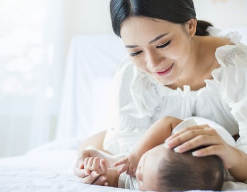 Cara Menidurkan Bayi dengan Metode Fading? Cek Efektivitasnya di Sini!