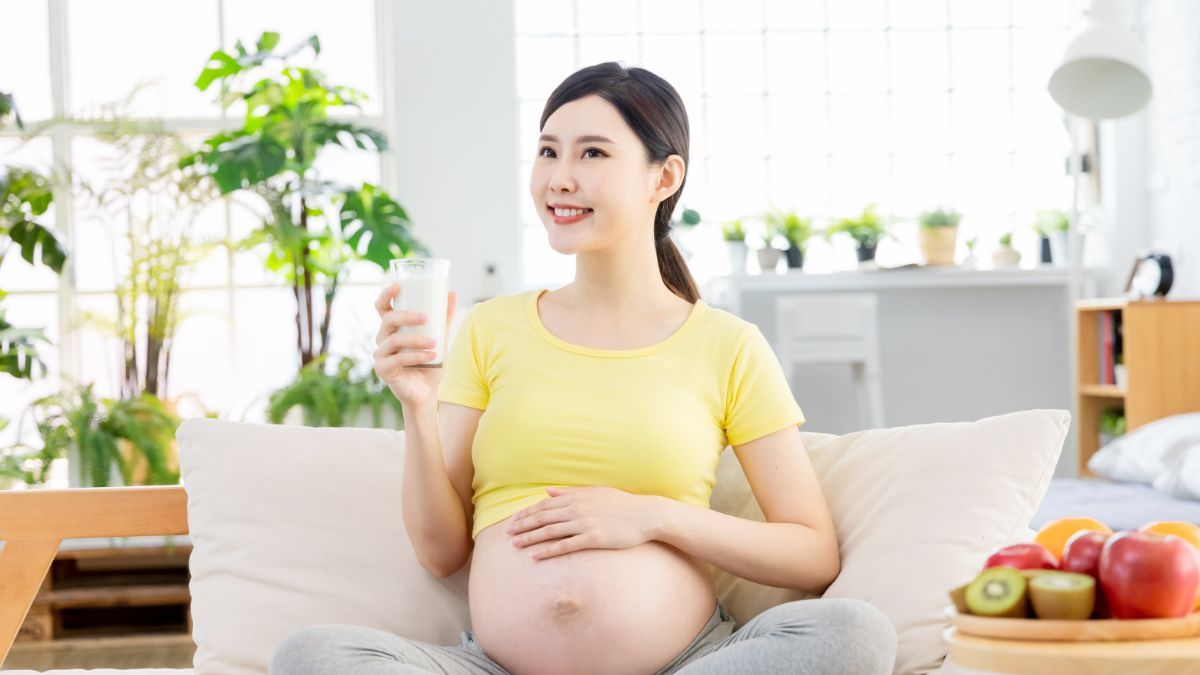 10 Manfaat Susu Hamil yang Penting untuk Kehamilan