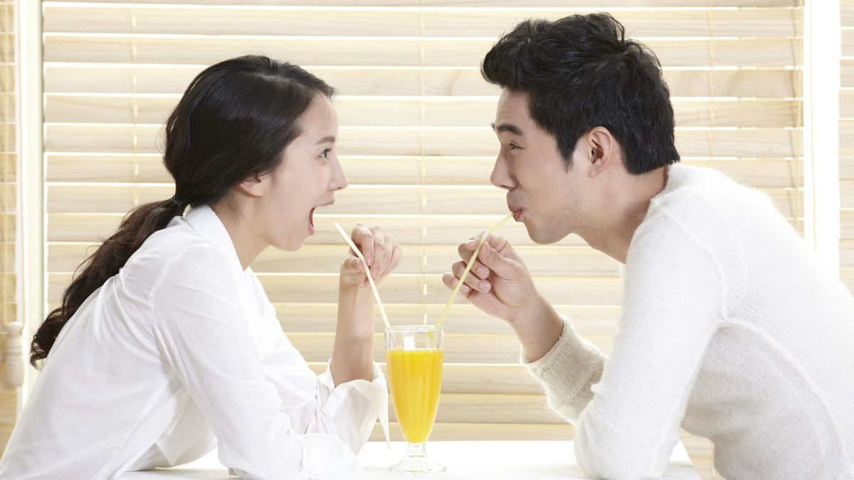Berbagi Minum dengan Pengidap Hepatitis A, Segera Lakukan Ini!