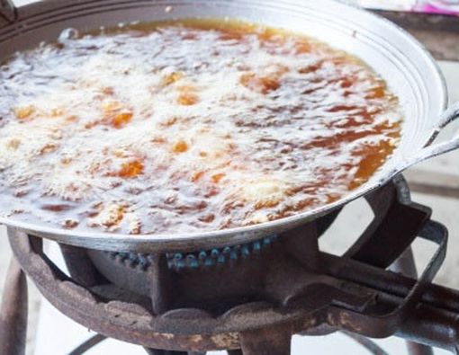 Alasan Mengapa Anda Harus Berhenti Makan Gorengan