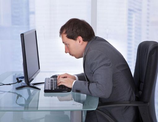 Cara Memperbaiki Postur Tubuh yang Aman dan Efektif