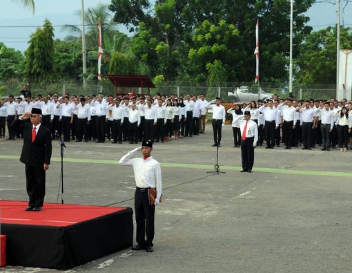 Cara Mencegah Pingsan Saat Upacara Bendera HUT RI