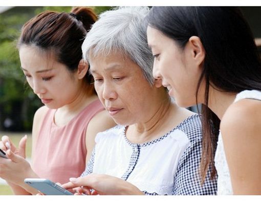 Tips Cerdas Sharenting agar Tak Kebablasan