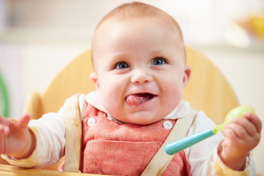 Belum 6 Bulan, Bolehkah Bayi Diberikan MPASI?