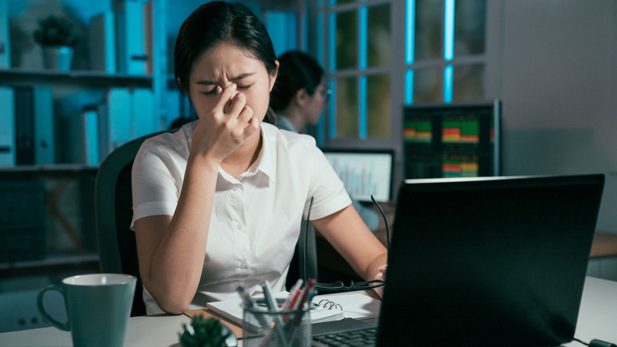 Terlalu Lama Duduk Tingkatkan Risiko Kanker, Kok Bisa?