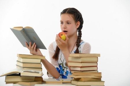 5 Nutrisi yang Dapat Membantu Anak Lebih Fokus Belajar