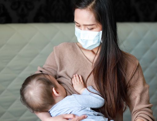 Cegah Penyakit, Ini Tips Merawat Bayi saat Pandemi