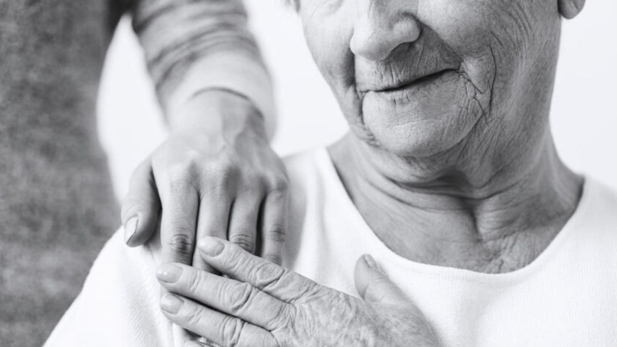Kesehatan Mental Caregiver Harus Diperhatikan, Ini Alasannya