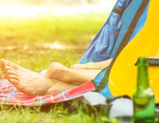 Usir Jenuh, Coba Variasi Hubungan Seks di Tenda, Camping Sex!