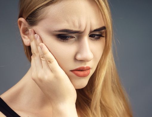 8 Hal yang Bisa Menyebabkan Nyeri Wajah