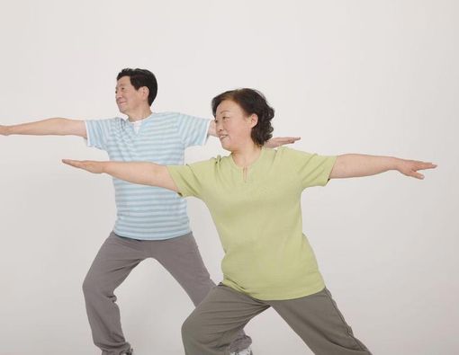 Mencegah Kerusakan Sendi Saat Usia Tua