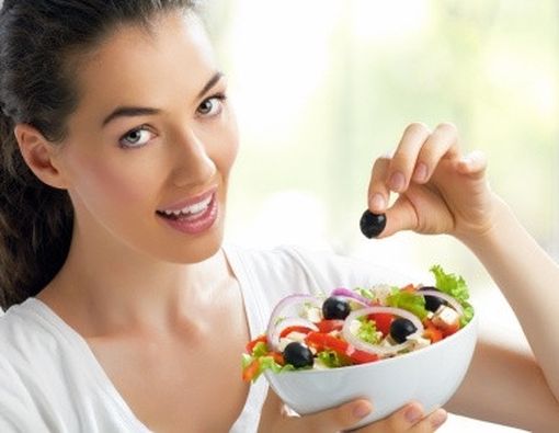 6 Makanan yang Perlu Dikendalikan Demi Kesehatan Kulit