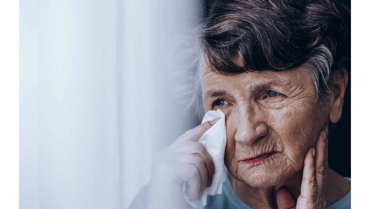 Ketahui Kondisi Hiperlakrimasi, Air Mata Berlebih pada Lansia