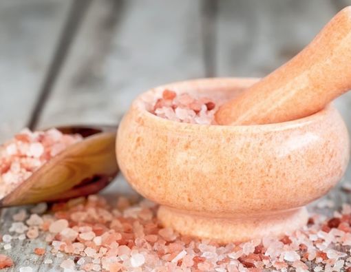 Garam Himalaya dan Garam Biasa, Mana yang Lebih Baik untuk MPASI?
