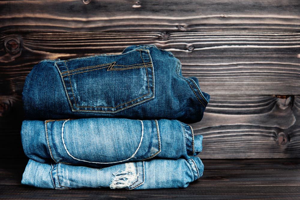 Jarang Mencuci Jeans, Amankah bagi Kesehatan?