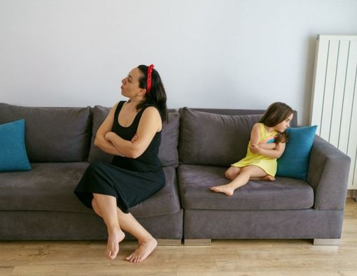 Tanda Mengalami Mother Wound dan Cara Mengatasinya