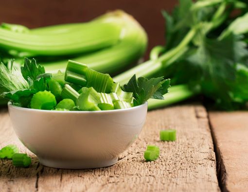 Seledri Berpengaruh pada Penyakit Asam Urat, Mitos atau Fakta?