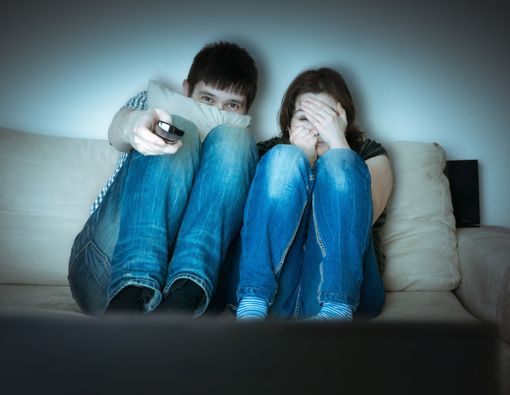 Alasan Nonton Film Horor Bisa Bikin Anda Terangsang