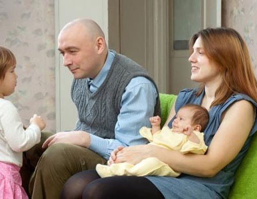 Ini Untungnya Jika Anda Sering Ngobrol dengan Si Kecil