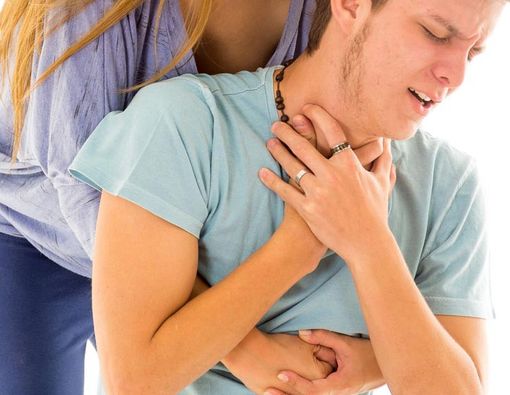 Pertolongan Pertama Saat Tersedak