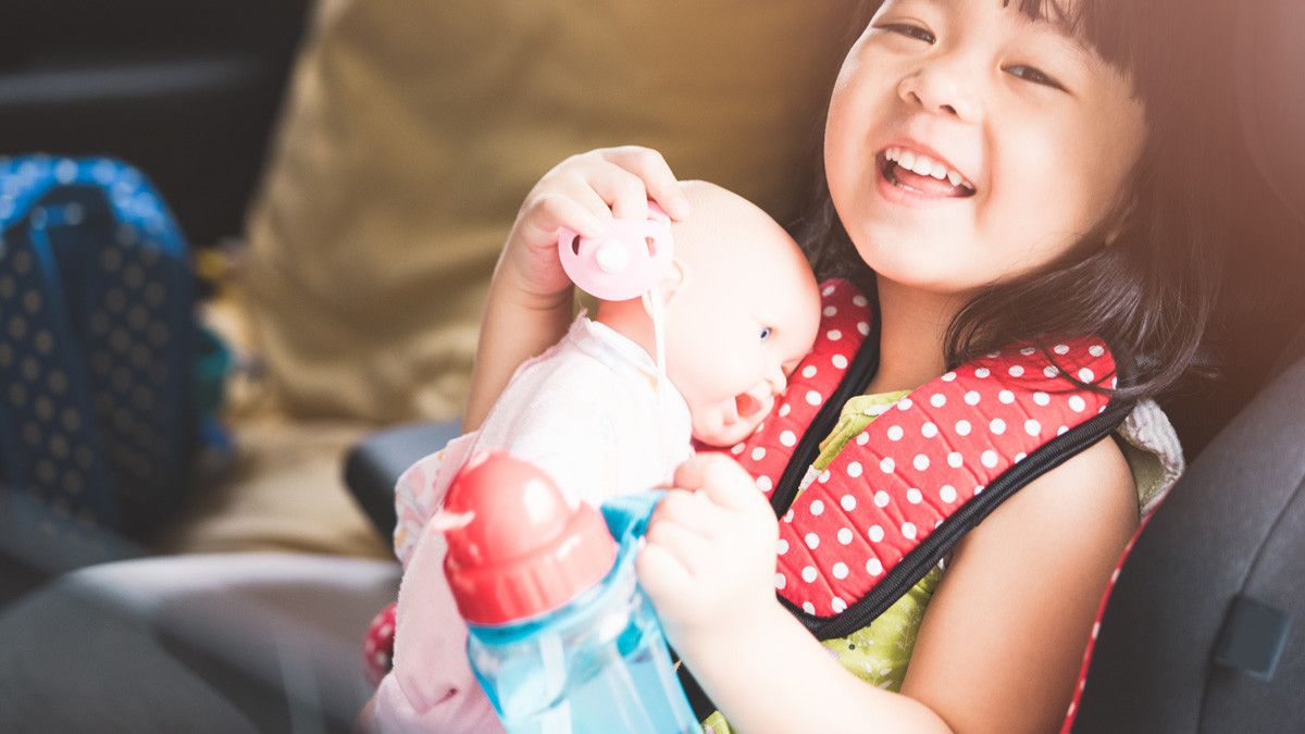 Tips Agar Si Kecil Tidak Mudah Sakit Saat Bepergian