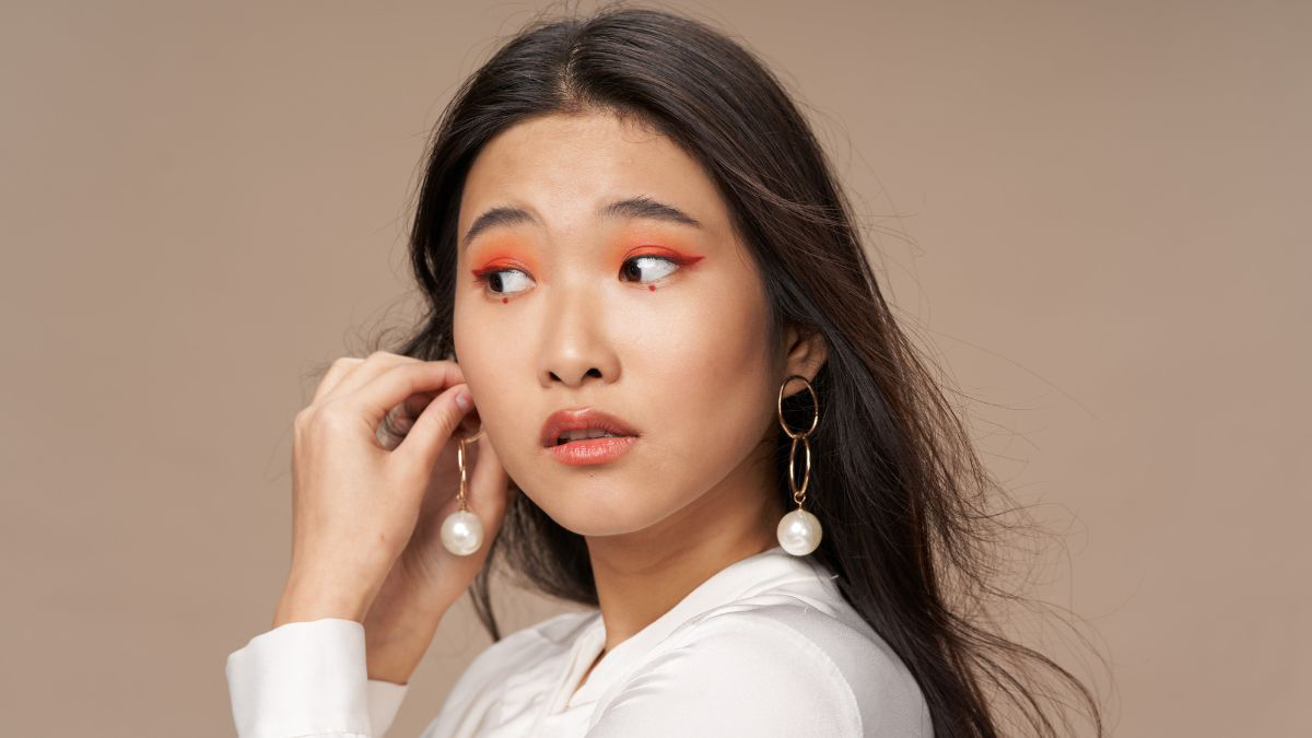 Penyebab Lubang Anting Bau