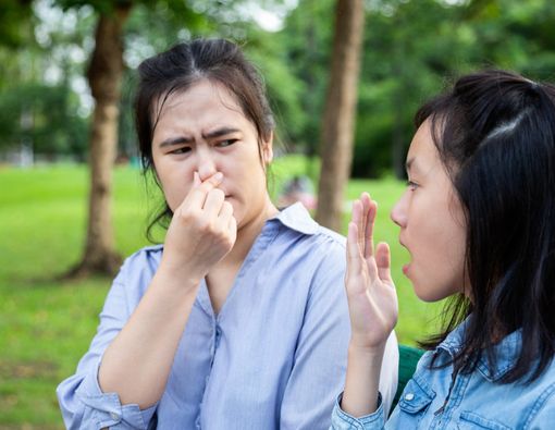 Penyebab Bau Mulut Pada Anak dan Cara Mengatasinya