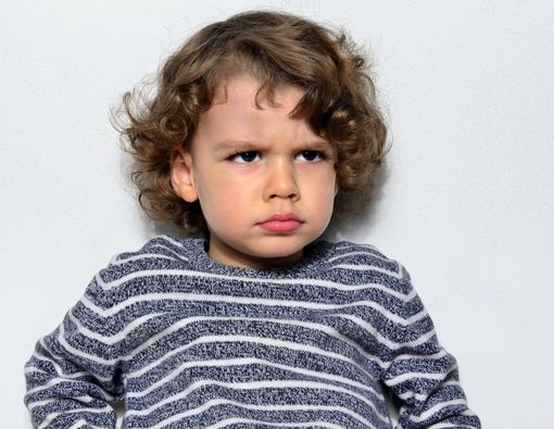 Jangan Panik Saat Anak Tantrum, Kenali Nilai Positifnya