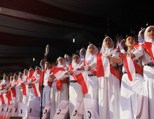 Tips Hindari Badan Lemas Saat Upacara 17 Agustus