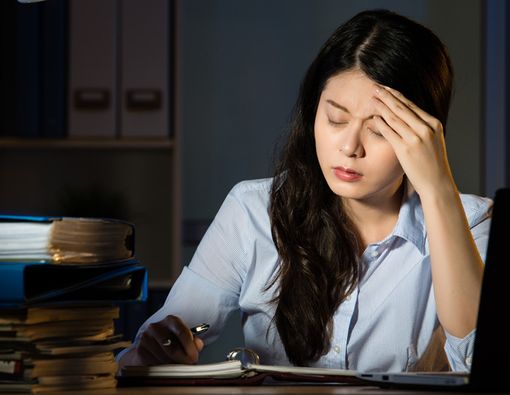 Badan Lemas Karena Sering Lembur, Lakukan Ini