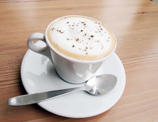 Benarkah Kopi Krimer Instan Mengandung Bahan Mudah Terbakar?