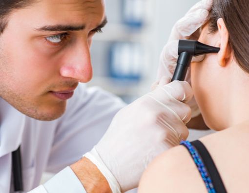 Bisul di Cuping Telinga Bisa Picu Gangguan Pendengaran?