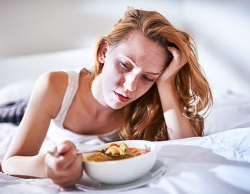 6 Makanan &amp; Minuman Pemicu Migrain