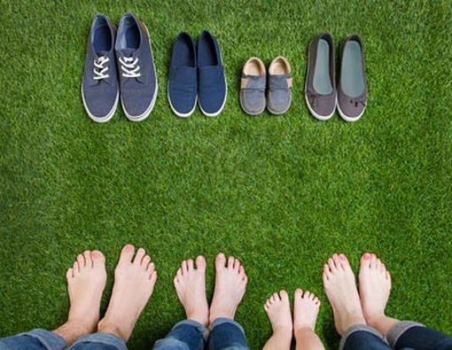 Infeksi Jamur di Kaki karena Alas Kaki