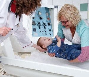 Apa yang Harus Bunda Ketahui Tes Laboratorium untuk Alergi Susu Sapi? 
