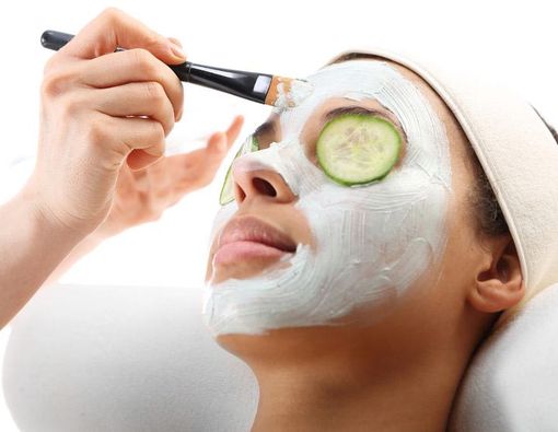 5 Tip Perawatan Kulit Seputar Mata