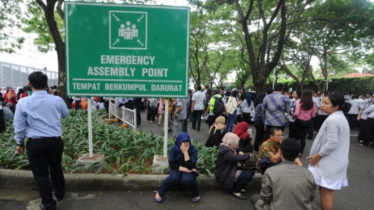 Serangan Panik Datang Saat Gempa, Lakukan 6 Cara Ini