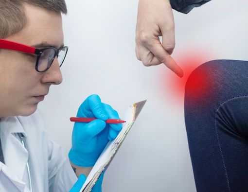 Lutut Berbunyi Ketika Ditekuk, Apa Sebabnya?