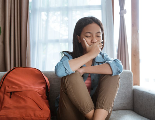 Mengenal Penyebab dan Faktor Risiko Tourette Syndrome