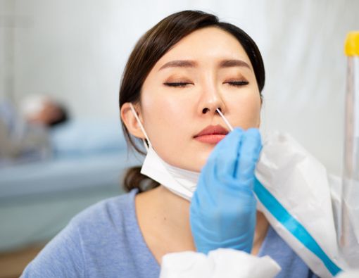 Bahaya Swab Test Mandiri Tanpa Bantuan Tenaga Kesehatan Terlatih