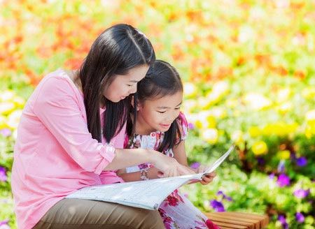 8 Cara Meningkatkan Kemampuan Baca Anak
